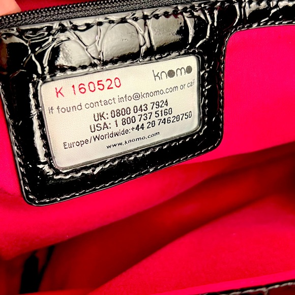 Knomo London Alligator Embossed Shiny Black Tote w Gold Hardware - Picture 6 of 8